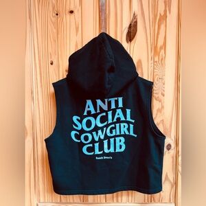 Ranch Dress'n Black Crop Top Hoodie